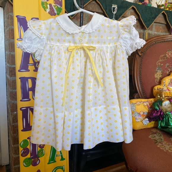 C I Castro Co Vintage Infant Girls Yellow & White  Dress size 9 months - Picture 1 of 12